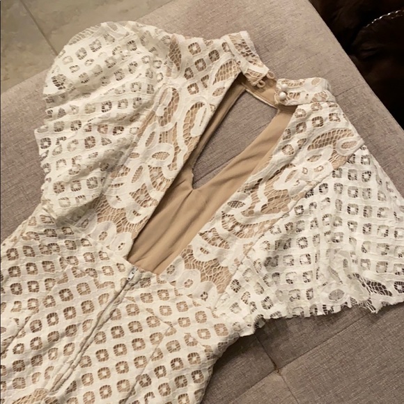 Women’s Lacey mini Dress - Picture 4 of 4